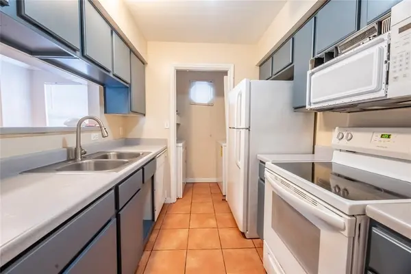 501 W 26th ST #323, Austin, TX 78705