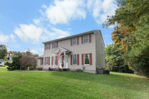 28 Brady RD, Warwick, NY 10990