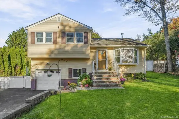 12 Barnett RD, Monroe, NY 10950