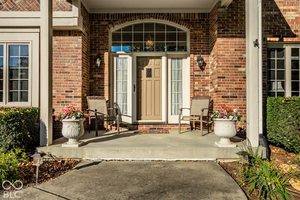 9134 Promontory RD, Indianapolis, IN 46236