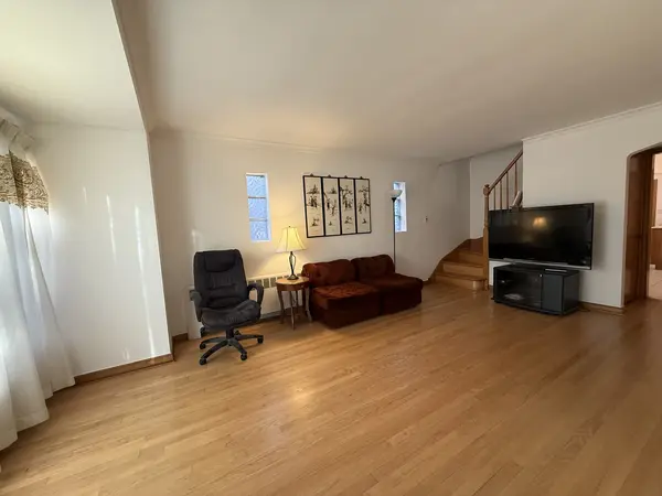3916 W 59th PL, Chicago, IL 60629