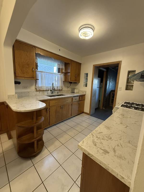 3916 W 59th PL, Chicago, IL 60629
