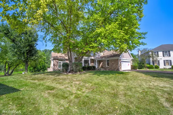 970 Ponderosa LN, Hoffman Estates, IL 60010