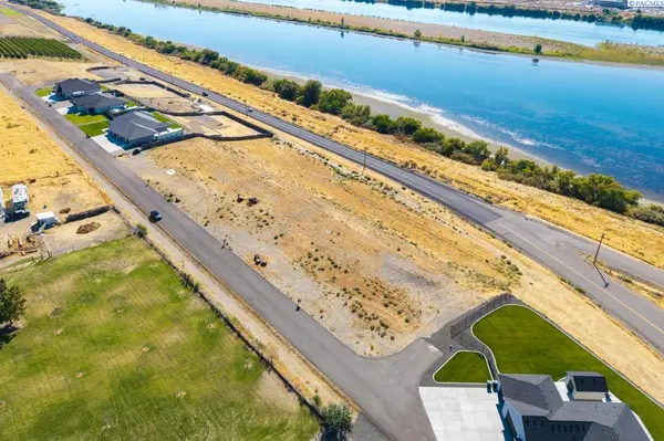 141 Columbia Bluff Lane #Lot 4, Pasco, WA 99301