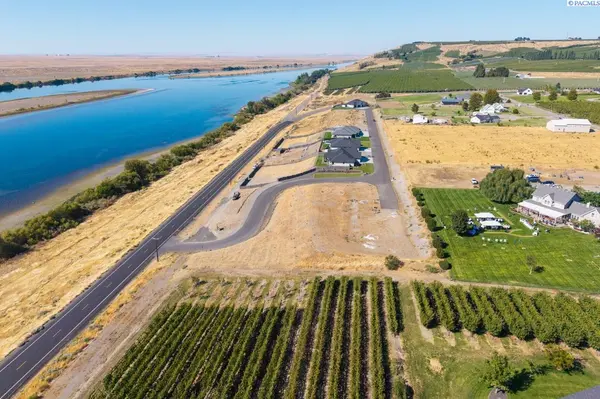 1 Columbia Bluff Lane #Lot 9, Pasco, WA 99301