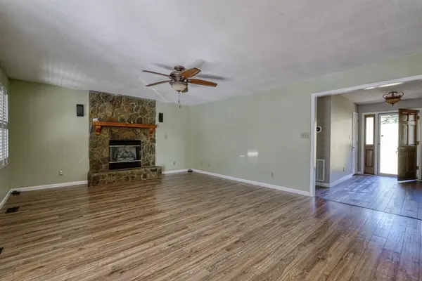 200 S Pointe, Cowpens, SC 29330