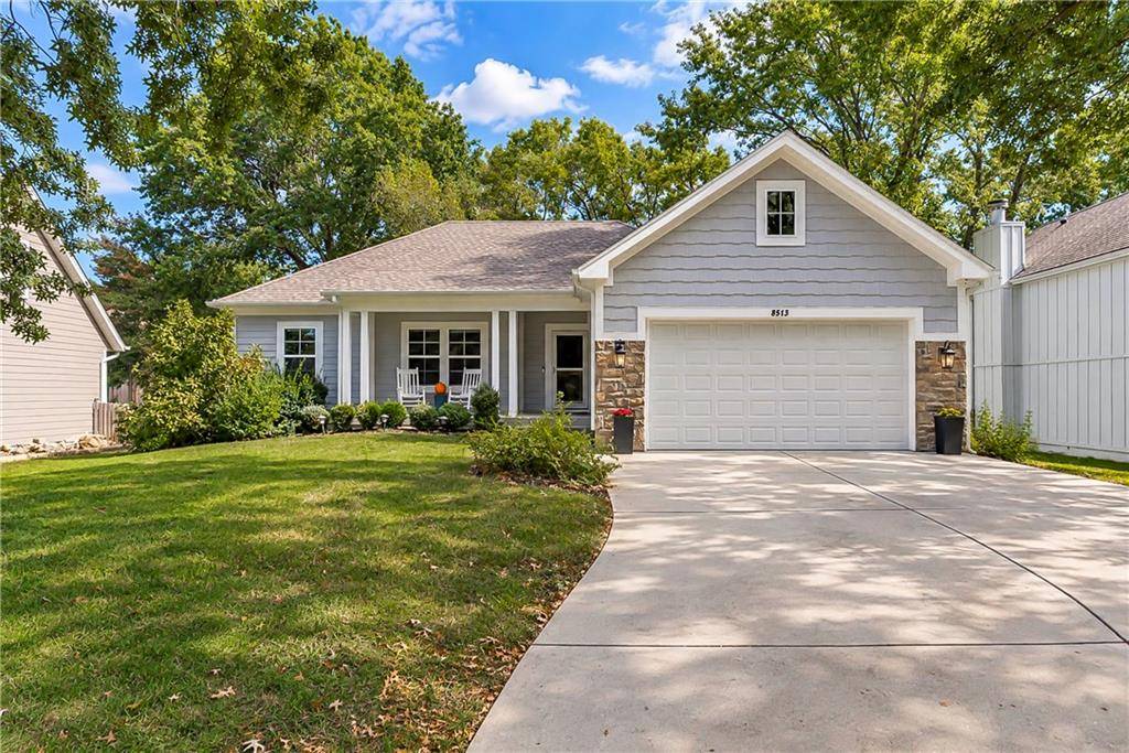 8513 Constance ST, Lenexa, KS 66215