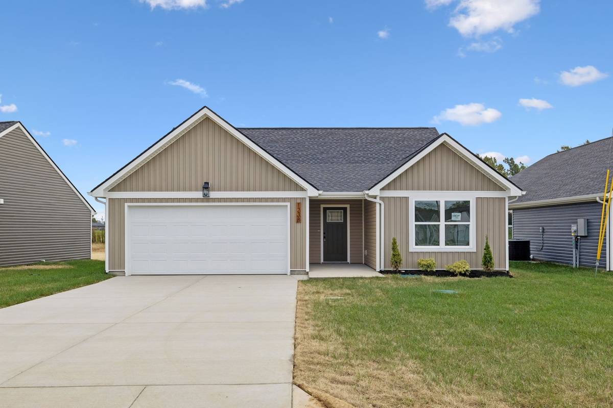 1238 Heflin St #E, Cedar Hill, TN 37032