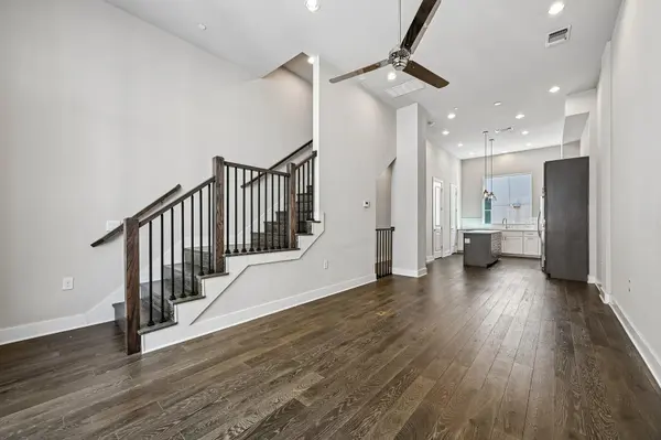 1411 Town Creek Dr. #6, Austin, TX 78741