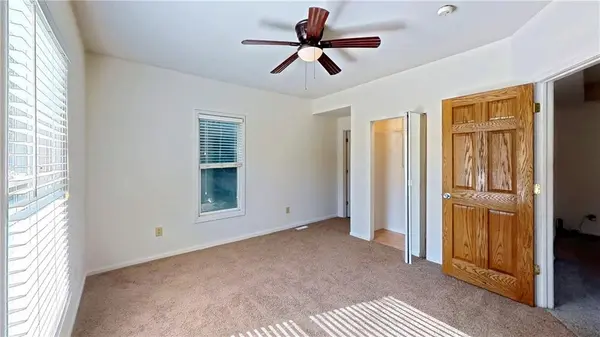 2813 Penn ST, St Joseph, MO 64507