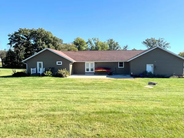 560 E 150 N RD, Washington, IN 47501