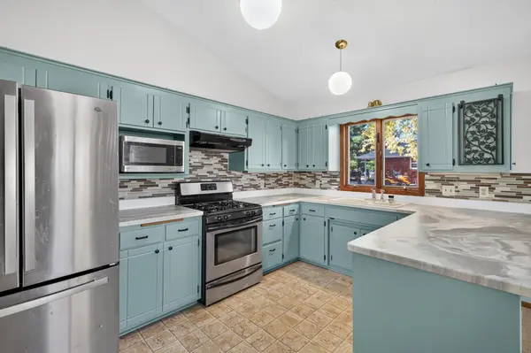 2621 Mcknight RD N, North Saint Paul, MN 55109