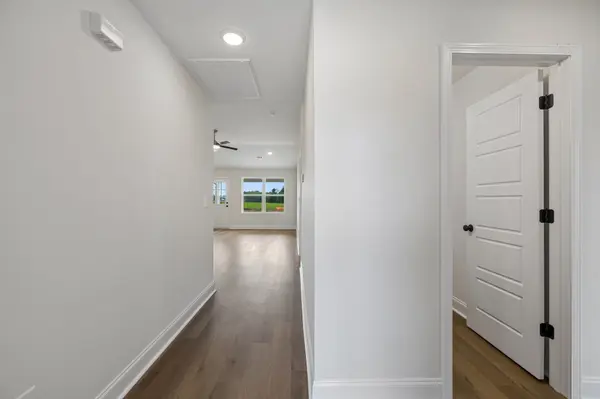 1238 Heflin St #E, Cedar Hill, TN 37032
