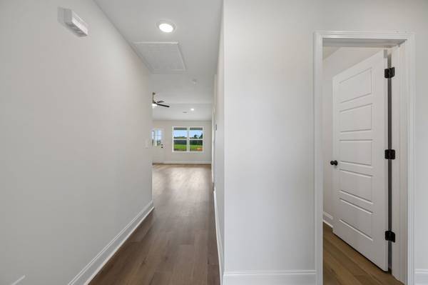 1238 Heflin St #E, Cedar Hill, TN 37032