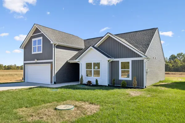 1226 Heflin St #E, Cedar Hill, TN 37032
