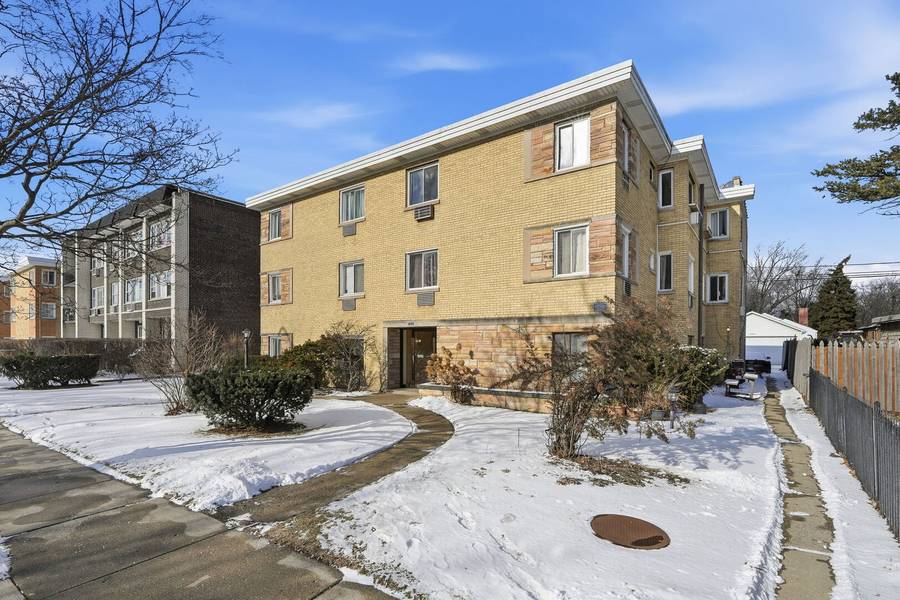 1609 Howard ST #2, Evanston, IL 60202