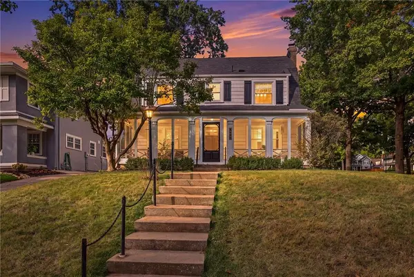6400 Morningside DR, Kansas City, MO 64113