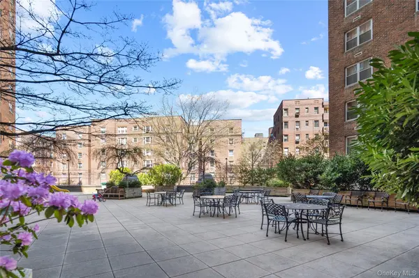 70-20 108th ST #4T, Forest Hills, NY 11375