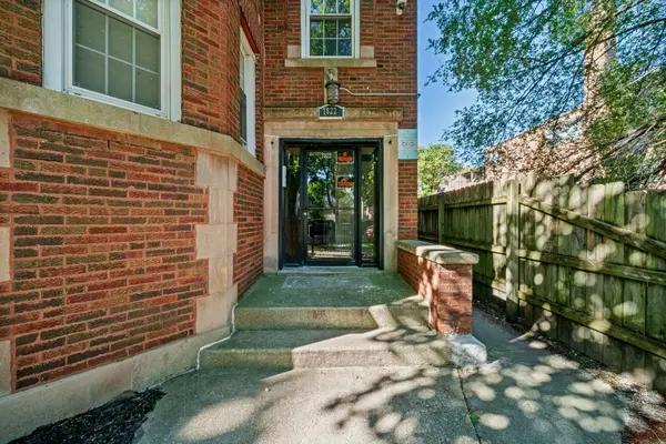 7822 S Kingston AVE #3, Chicago, IL 60649