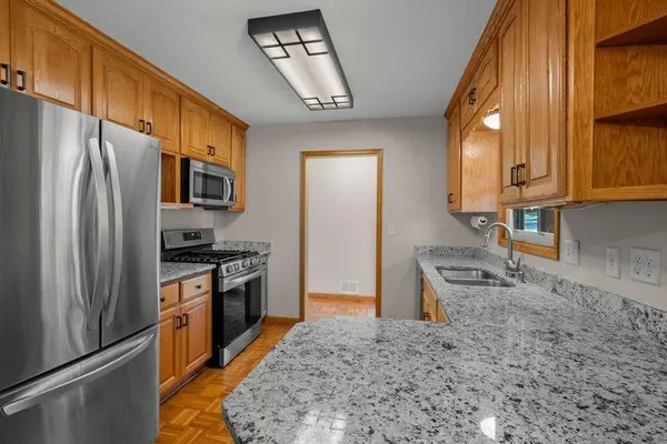 9031 Johnson AVE S, Bloomington, MN 55437