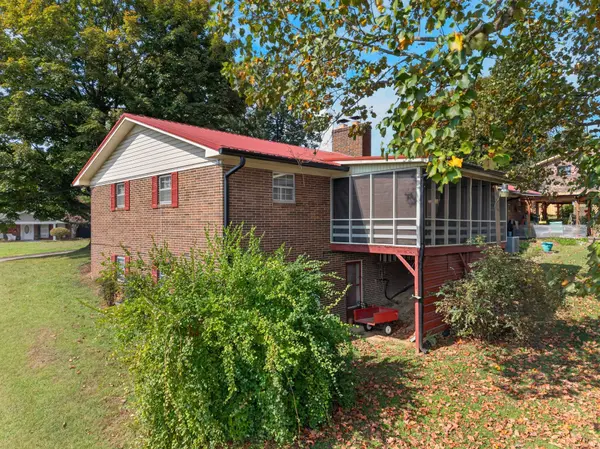 3523 Wedgewood Dr, Morristown, TN 37814