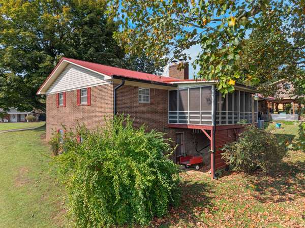3523 Wedgewood Dr, Morristown, TN 37814