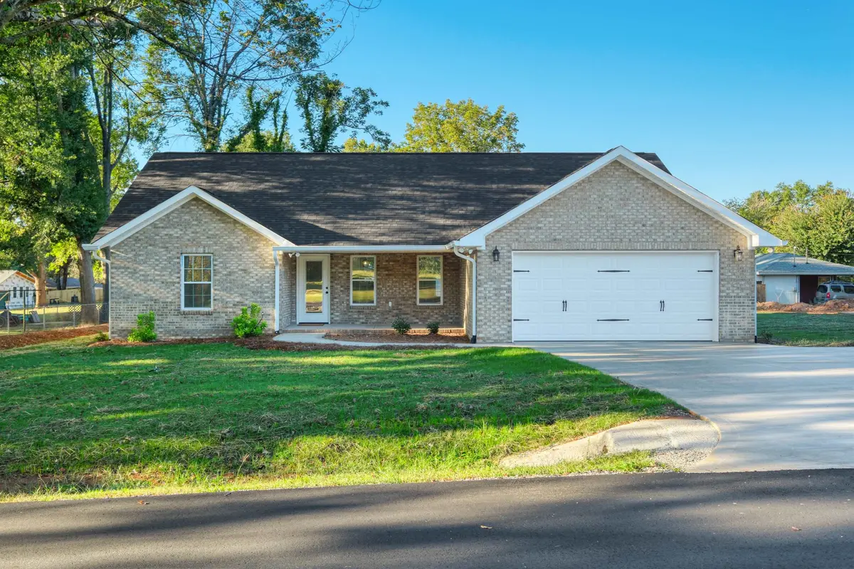 30 Whiteside ST, Spartanburg, SC 29301