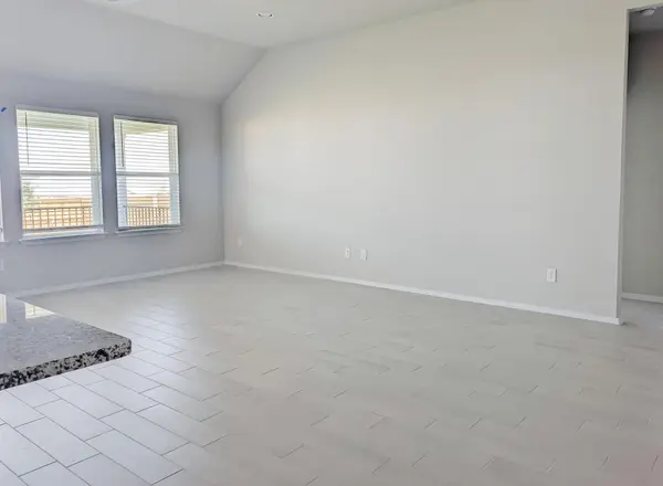 163 Spiny Lizard LN, San Marcos, TX 78666
