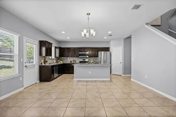 2214 Bettylou LN, Austin, TX 78754