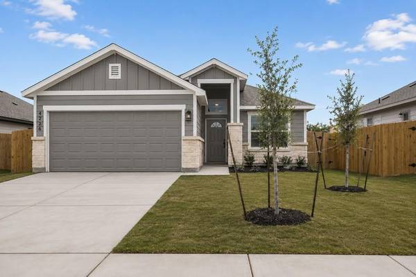 213 Bucking LN, Liberty Hill, TX 78642