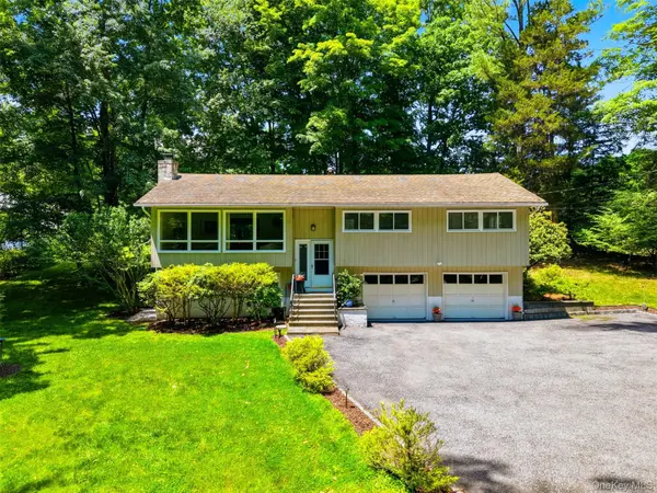 370 Furnace Dock RD, Cortlandt Manor, NY 10567
