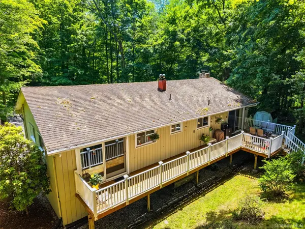 370 Furnace Dock RD, Cortlandt Manor, NY 10567