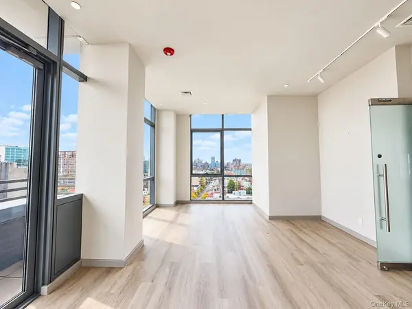 36-16 Main ST #12 F, Flushing, NY 11354