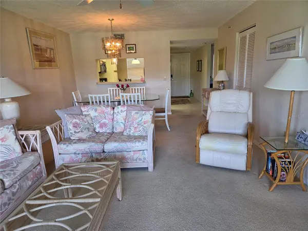 6505 STONE RIVER RD #202, Bradenton, FL 34203