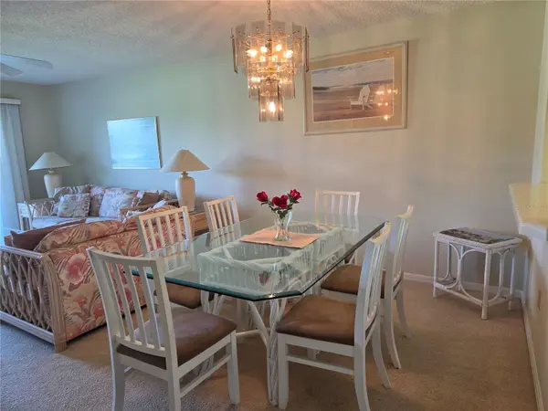 6505 STONE RIVER RD #202, Bradenton, FL 34203