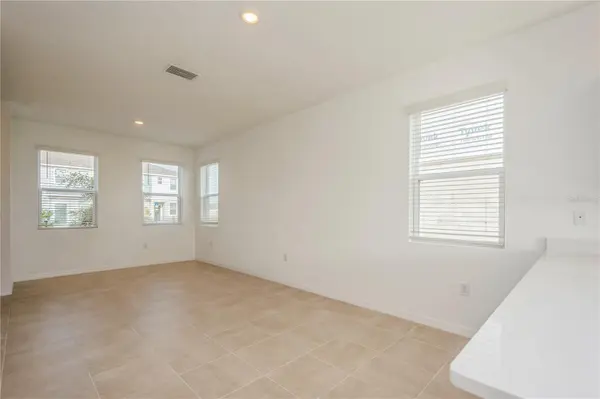 8521 DAYBREAK ST, Sarasota, FL 34241