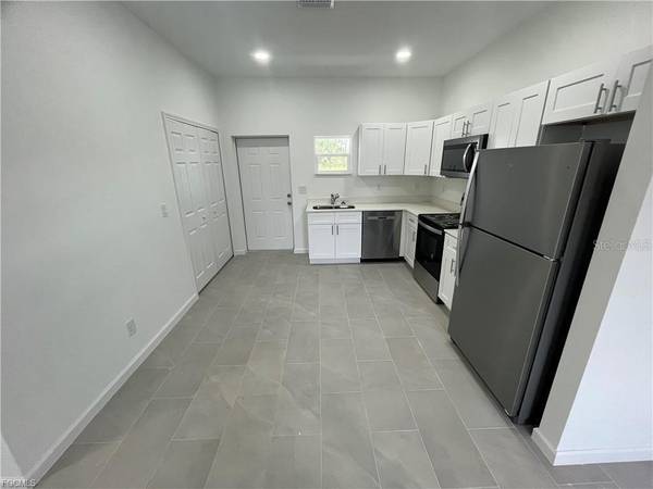 1059 CELLINI ST, Lake Placid, FL 33852