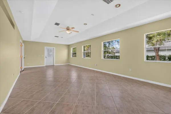 62 KANKAKEE TRL, Palm Coast, FL 32164