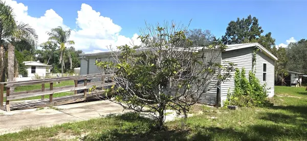 3932 ROLLING HILLS CT E #10, Lake Wales, FL 33898