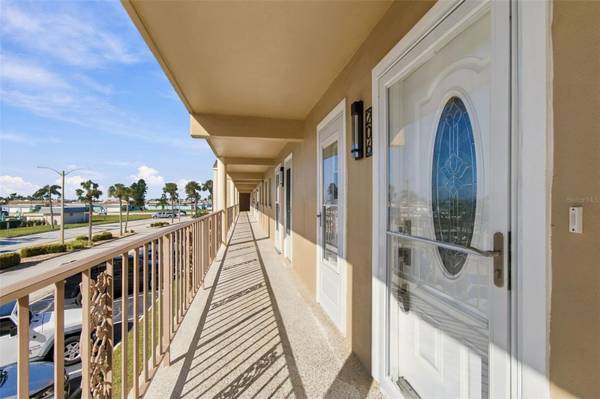 1 BOCA CIEGA POINT BLVD #206, St Petersburg, FL 33708