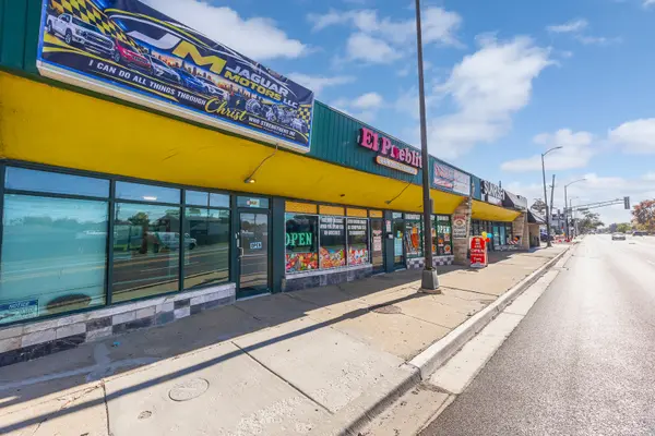 10637 S Pulaski RD, Chicago, IL 60655