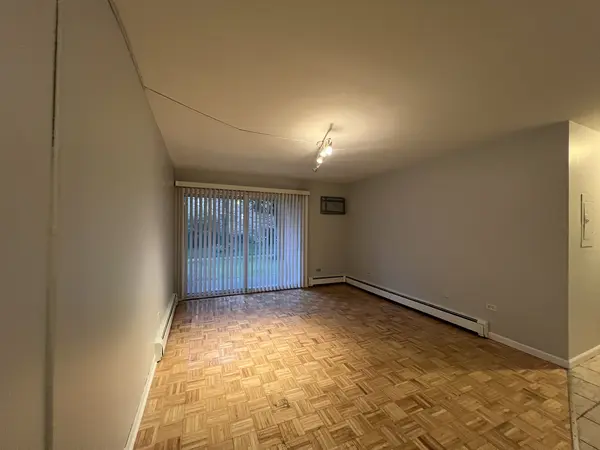 2A Dundee Quarter DR #108, Palatine, IL 60074