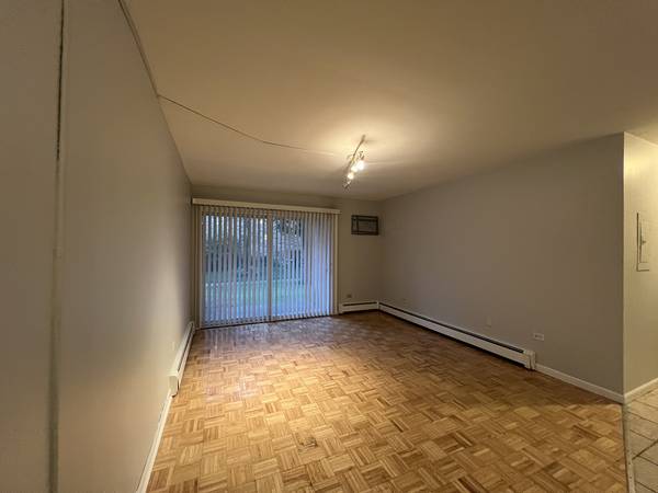 2A Dundee Quarter DR #108, Palatine, IL 60074