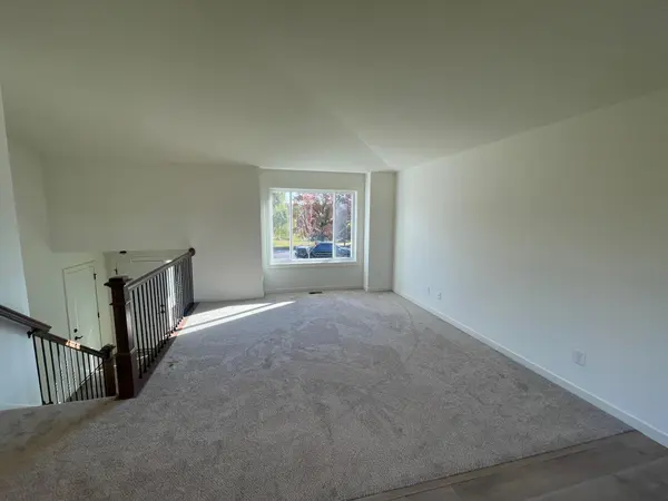 3423 Maple DR S, Cambridge, MN 55008