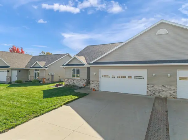 235 3rd AVE SE, Plainview, MN 55964
