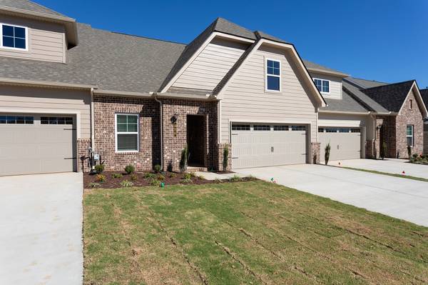 456 Charlie Place, White House, TN 37188
