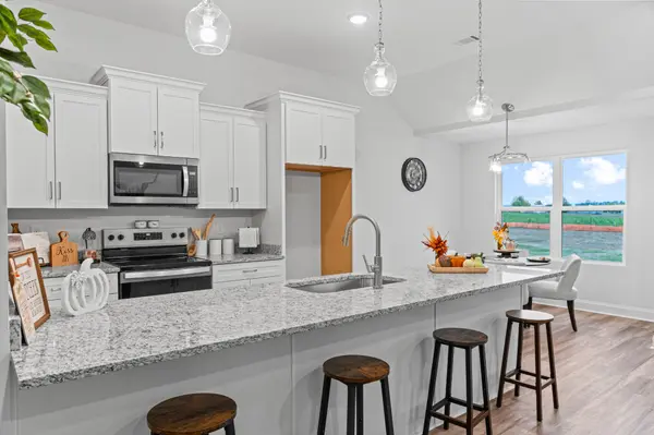 1260 East Heflin St, Cedar Hill, TN 37032