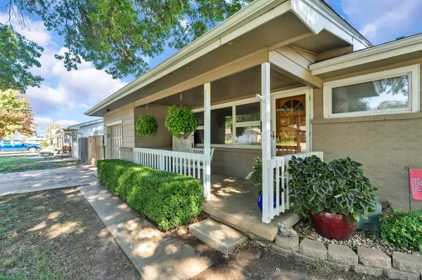 1912 State St, Augusta, KS 67010