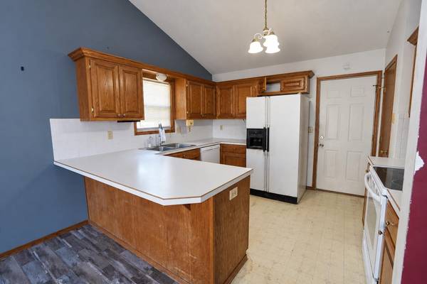 1500 Loring, Haysville, KS 67060