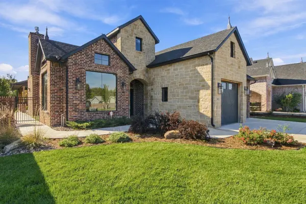 1613 W Rockhill Pl, Andover, KS 67002